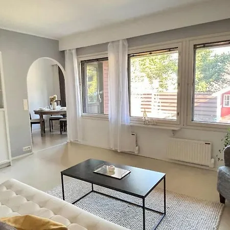 Cozy Family Free Parking Near Helsinki Apartamento Espoo