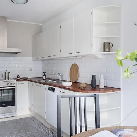 Cozy Family Free Parking Near Helsinki Apartamento Espoo
